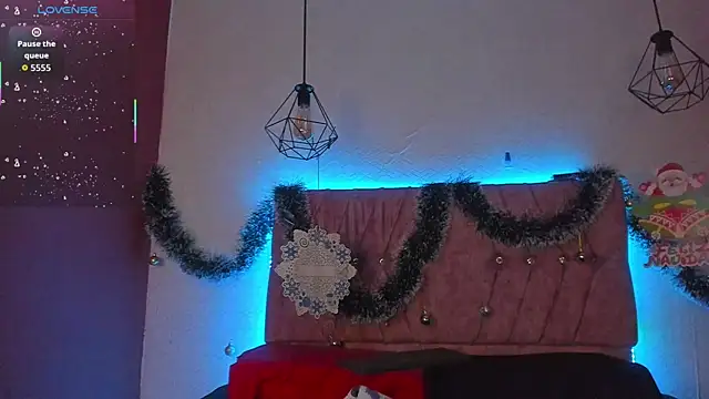 Snapshot of Mia_lopez_1 chatting on 12-16-25, 11:26 Mia lopez 1 online show from 12-16-25, 11:26