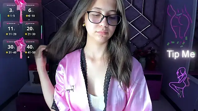 sarah sweett  online show from 04-29-26, 05:41