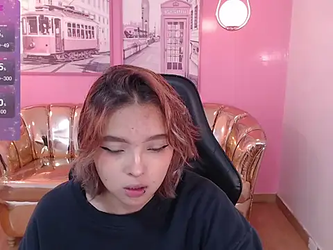 mia foster t online show from 10-25-25, 12:02