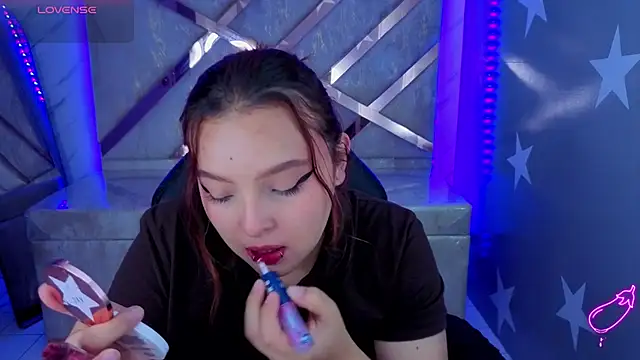 mia foster t online show from 07-30-26, 01:21