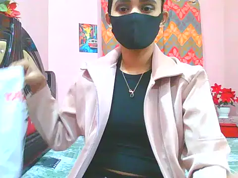 Snapshot of night_queeen7 chatting on 12-20-25, 09:49 night queeen7 online show from 12-20-25, 09:49