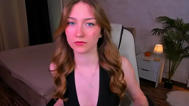 AngelAnabelle online show from 11-06-25, 08:43