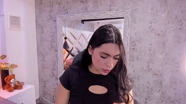 Snapshot of Vanessa_Rain_ chatting on 02-02-26, 07:23 Vanessa Rain online show from 02-02-26, 07:23