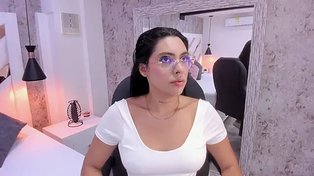 Snapshot of Vanessa_Rain_ chatting on 03-09-26, 07:18 Vanessa Rain online show from 03-09-26, 07:18