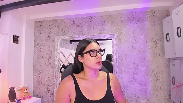 Vanessa Rain  online show from 07-10-26, 06:54