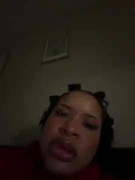 Snapshot of Princessivy56 chatting on 02-13-26, 04:08 Princessivy56 online show from 02-13-26, 04:08