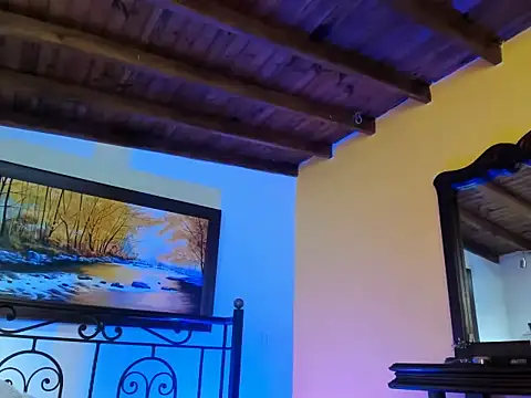 Zulyhenao online show from 10-12-25, 03:55