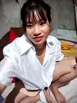 Snapshot of sukanaka99 chatting on 10-29-25, 09:38 sukanaka99 online show from 10-29-25, 09:38