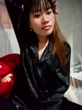 Snapshot of sukanaka99 chatting on 11-15-25, 12:56 sukanaka99 online show from 11-15-25, 12:56