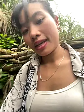 Snapshot of sukanaka99 chatting on 12-16-25, 03:22 sukanaka99 online show from 12-16-25, 03:22