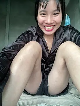 Snapshot of sukanaka99 chatting on 12-20-25, 01:45 sukanaka99 online show from 12-20-25, 01:45