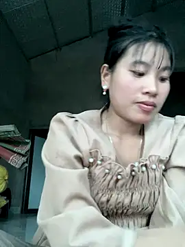 Snapshot of sukanaka99 chatting on 12-21-25, 09:38 sukanaka99 online show from 12-21-25, 09:38