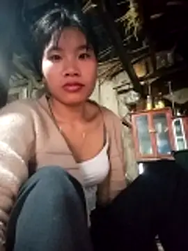 Snapshot of sukanaka99 chatting on 12-23-25, 12:19 sukanaka99 online show from 12-23-25, 12:19