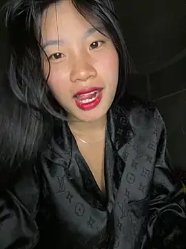 Snapshot of sukanaka99 chatting on 03-10-26, 05:51 sukanaka99 online show from 03-10-26, 05:51