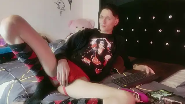 Tyler cat online show from 05-08-26, 01:55