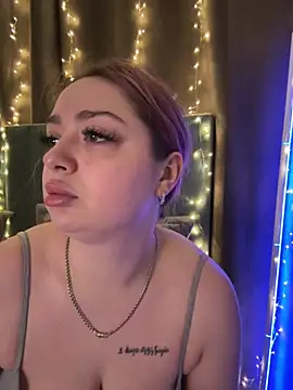 KellyMoors online show from 02-19-26, 01:34