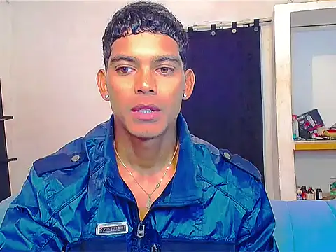 Snapshot of theMyke101 chatting on 05-31-26, 06:09 theMyke101 online show from 05-31-26, 06:09