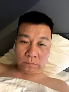 Snapshot of dachui_168 chatting on 12-19-25, 02:13 dachui 168 online show from 12-19-25, 02:13