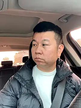 Snapshot of dachui_168 chatting on 12-23-25, 05:27 dachui 168 online show from 12-23-25, 05:27