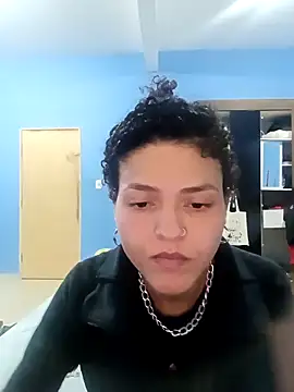 Larissinhamm online show from 10-23-25, 10:41