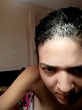 Larissinhamm online show from 11-02-25, 04:31