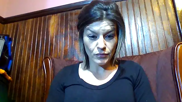 Rileyy7tk online show from 10-28-25, 11:29