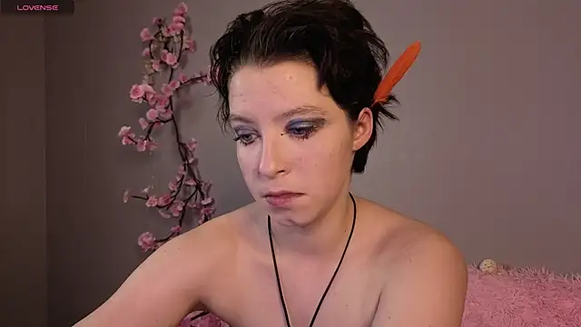 Snapshot of Sara_Frayer chatting on 01-13-26, 02:50 Sara Frayer online show from 01-13-26, 02:50