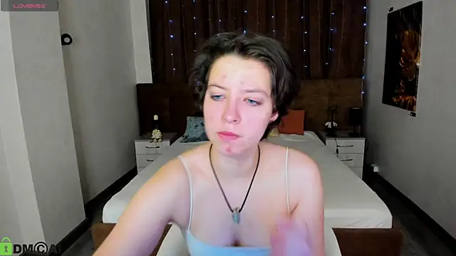 Snapshot of Sara_Frayer chatting on 03-03-26, 01:01 Sara Frayer online show from 03-03-26, 01:01