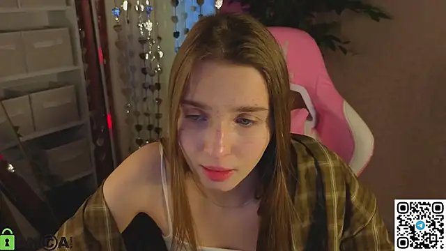 Snapshot of L1na_Reeds chatting on 02-03-26, 02:53 L1na Reeds online show from 02-03-26, 02:53