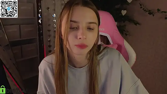 Snapshot of L1na_Reeds chatting on 02-26-26, 01:15 L1na Reeds online show from 02-26-26, 01:15