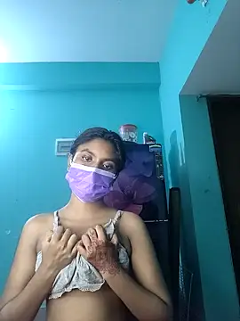 Snapshot of hottywife-03 chatting on 10-28-25, 07:49 hottywife-03 online show from 10-28-25, 07:49