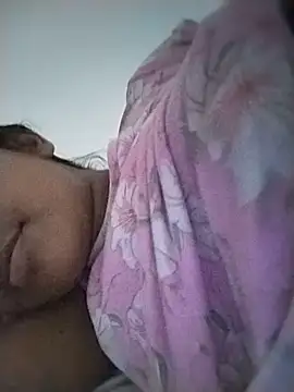 hottywife-03 online show from 06-05-26, 12:00