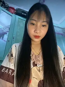 Snapshot of banlinh004 chatting on 11-25-25, 03:01 banlinh004 online show from 11-25-25, 03:01