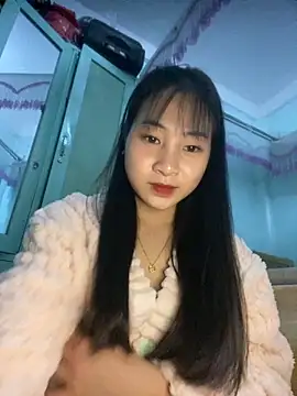 Snapshot of banlinh004 chatting on 12-02-25, 01:50 banlinh004 online show from 12-02-25, 01:50