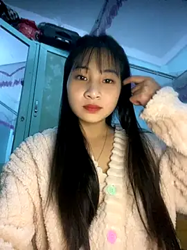 Snapshot of banlinh004 chatting on 12-05-25, 01:20 banlinh004 online show from 12-05-25, 01:20