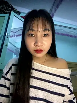 Snapshot of banlinh004 chatting on 01-14-26, 04:40 banlinh004 online show from 01-14-26, 04:40