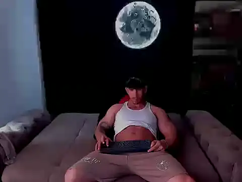 Snapshot of Dammianmiller chatting on 03-22-26, 03:26 Dammianmiller online show from 03-22-26, 03:26