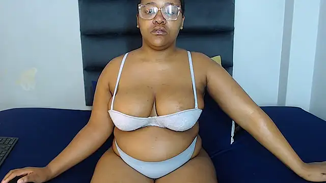 SweetJuicyPussy97 online show from 01-10-26, 05:37