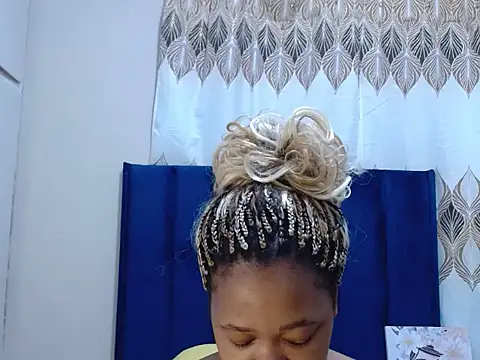 SweetJuicyPussy97 online show from 07-06-26, 07:16