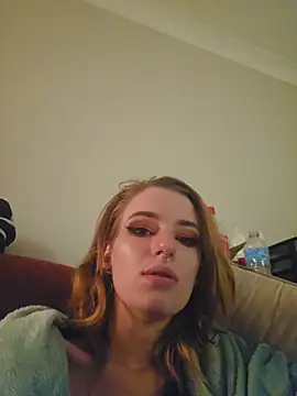 Snapshot of lonely_Cosplay_chick chatting on 10-26-25, 06:58 lonely Cosplay chick online show from 10-26-25, 06:58