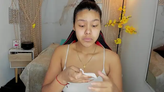 AriaVega online show from 07-25-26, 01:19