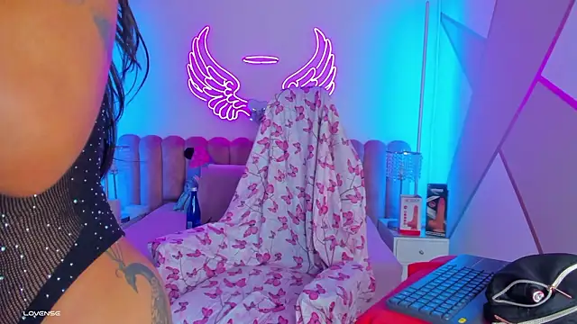 madisson 121 online show from 02-11-26, 01:16