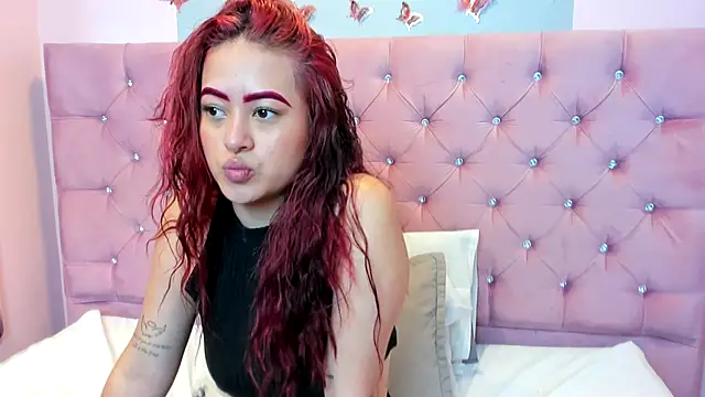 Gisselle walker online show from 10-08-25, 07:22