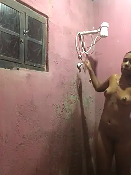 Snapshot of Lorennapires chatting on 03-27-26, 10:09 Lorennapires online show from 03-27-26, 10:09