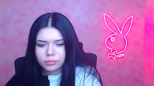 Mona Esty online show from 12-17-25, 06:36