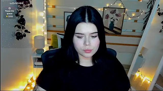 Mona Esty online show from 02-19-26, 09:11