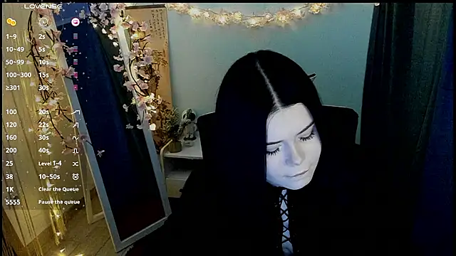 Mona Esty online show from 03-06-26, 07:38