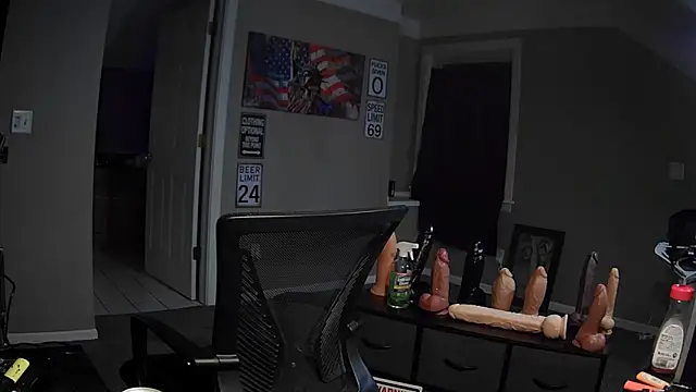 Michigan9000 online show from 10-23-25, 05:29