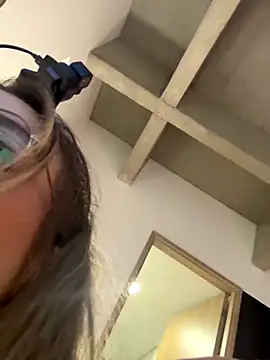 Lisa Belluci online show from 10-07-25, 10:07