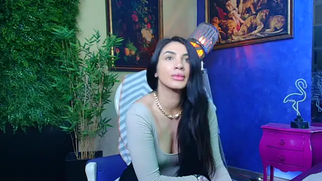 nicolepalmer online show from 10-25-25, 02:13